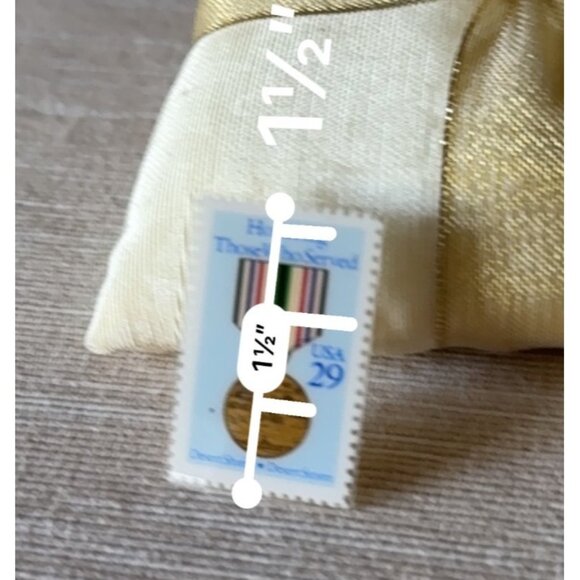 Commemorative Pin Honoring Those Who Served Desert Shield & Desert Storm USA 29 - Picture 10 of 10
